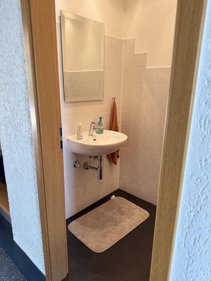 house to rent, 140 m², Ratingen, North Rhine-Westphalia house to rent, 140 m², Ratingen, North Rhine-Westphalia