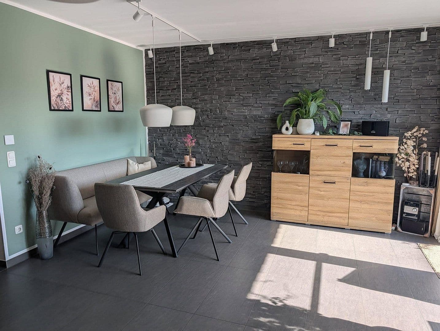 2 bedroom with open-plan kitchen flat for sale, 92 m², Rheinberg, North Rhine-Westphalia 2 bedroom with open-plan kitchen flat for sale, 92 m², Rheinberg, North Rhine-Westphalia