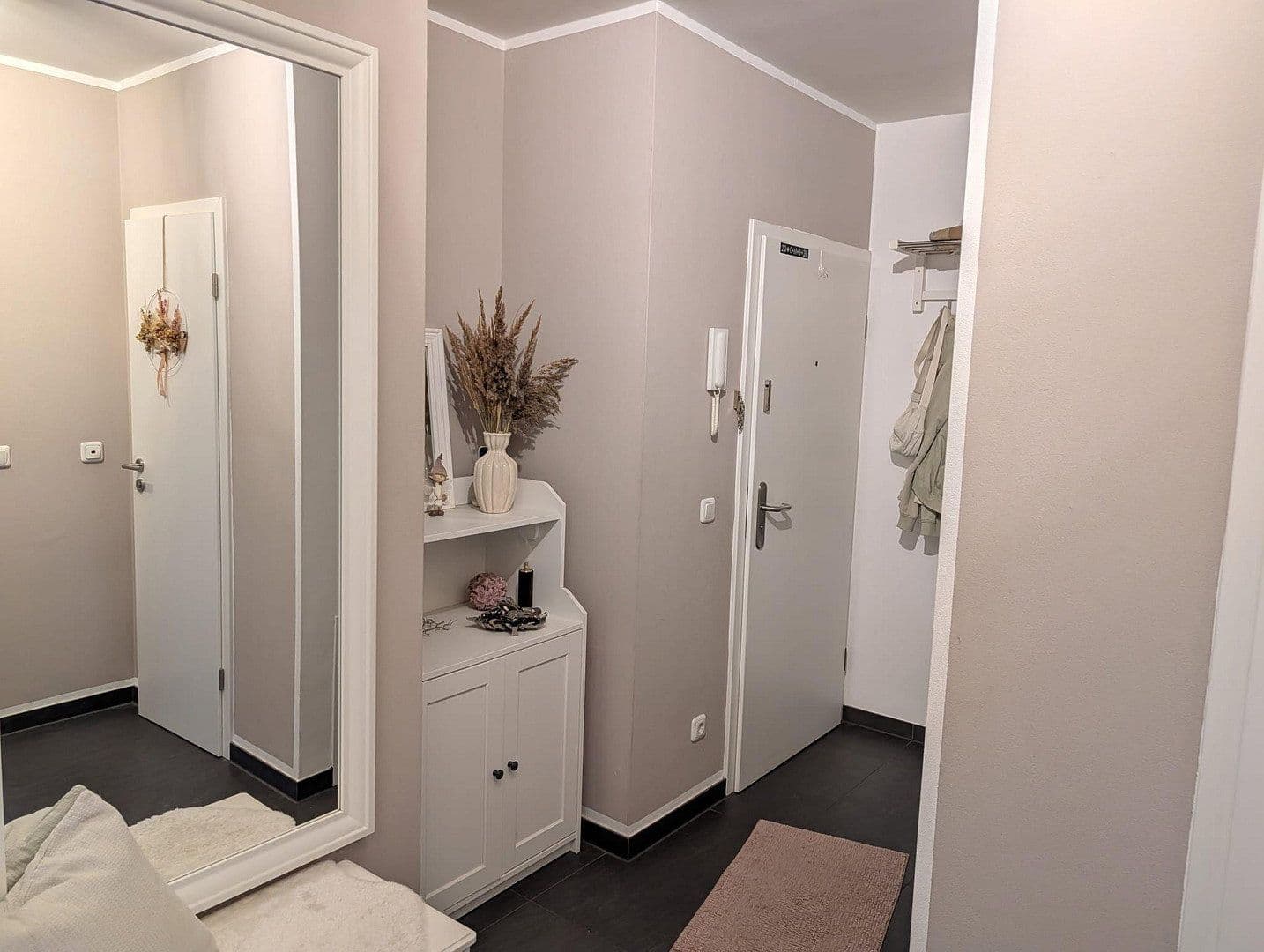 2 bedroom with open-plan kitchen flat for sale, 92 m², Rheinberg, North Rhine-Westphalia 2 bedroom with open-plan kitchen flat for sale, 92 m², Rheinberg, North Rhine-Westphalia