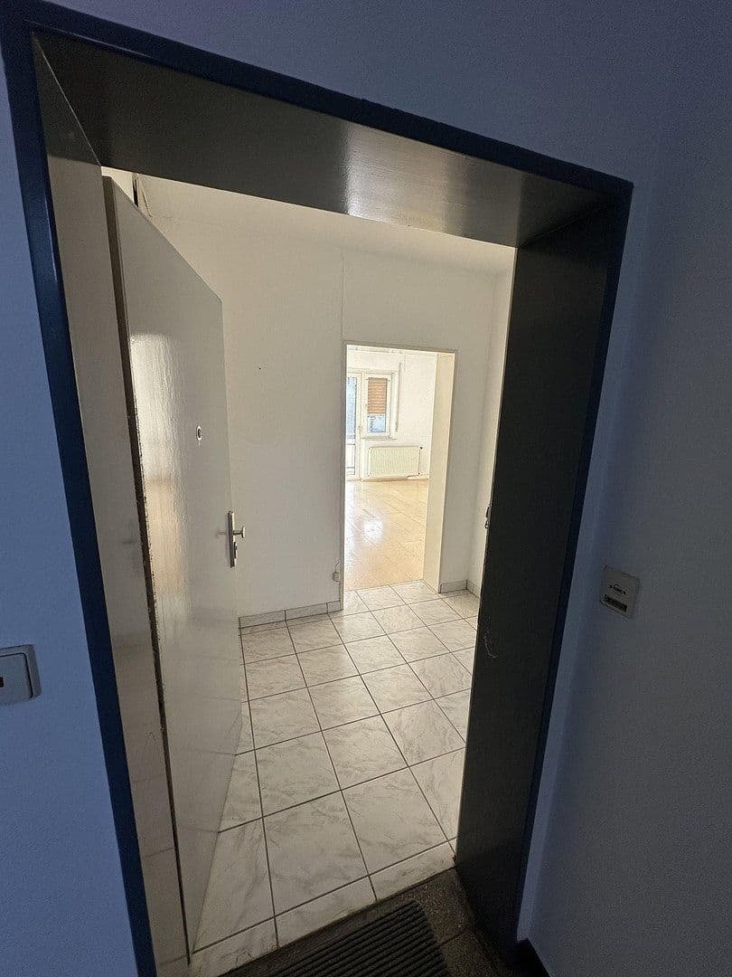 1 bedroom flat to rent, 41 m², Ludwigshafen am Rhein, Rhineland-Palatinate 1 bedroom flat to rent, 41 m², Ludwigshafen am Rhein, Rhineland-Palatinate