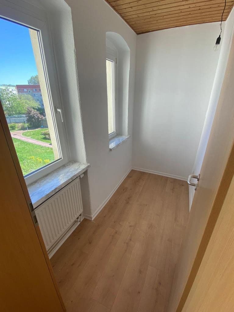 1 bedroom with open-plan kitchen flat to rent, 74 m², Burgstraße 7, Merseburg, Saxony-Anhalt 1 bedroom with open-plan kitchen flat to rent, 74 m², Burgstraße 7, Merseburg, Saxony-Anhalt