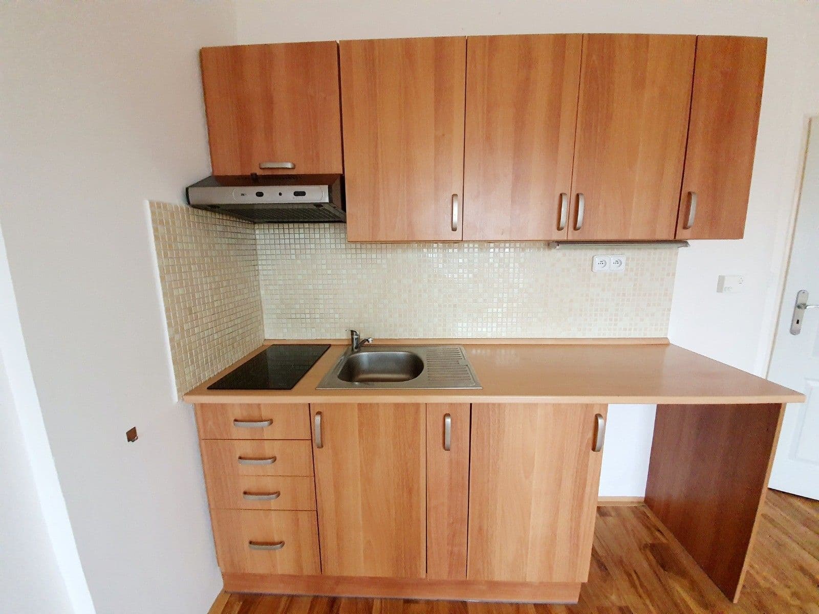 Studio flat to rent, 27 m², V Olšinách, Prague, Prague Studio flat to rent, 27 m², V Olšinách, Prague, Prague