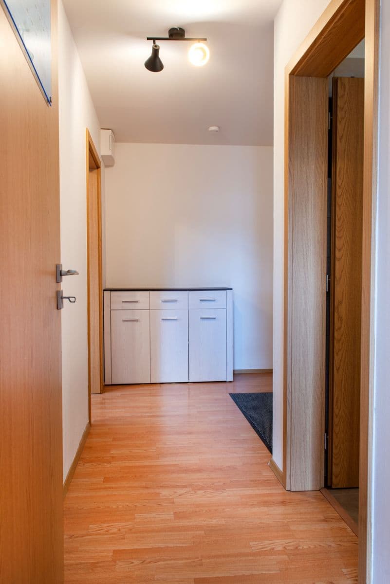 1 bedroom with open-plan kitchen flat to rent, 48 m², Ječná, Hostivice, Středočeský Region 1 bedroom with open-plan kitchen flat to rent, 48 m², Ječná, Hostivice, Středočeský Region