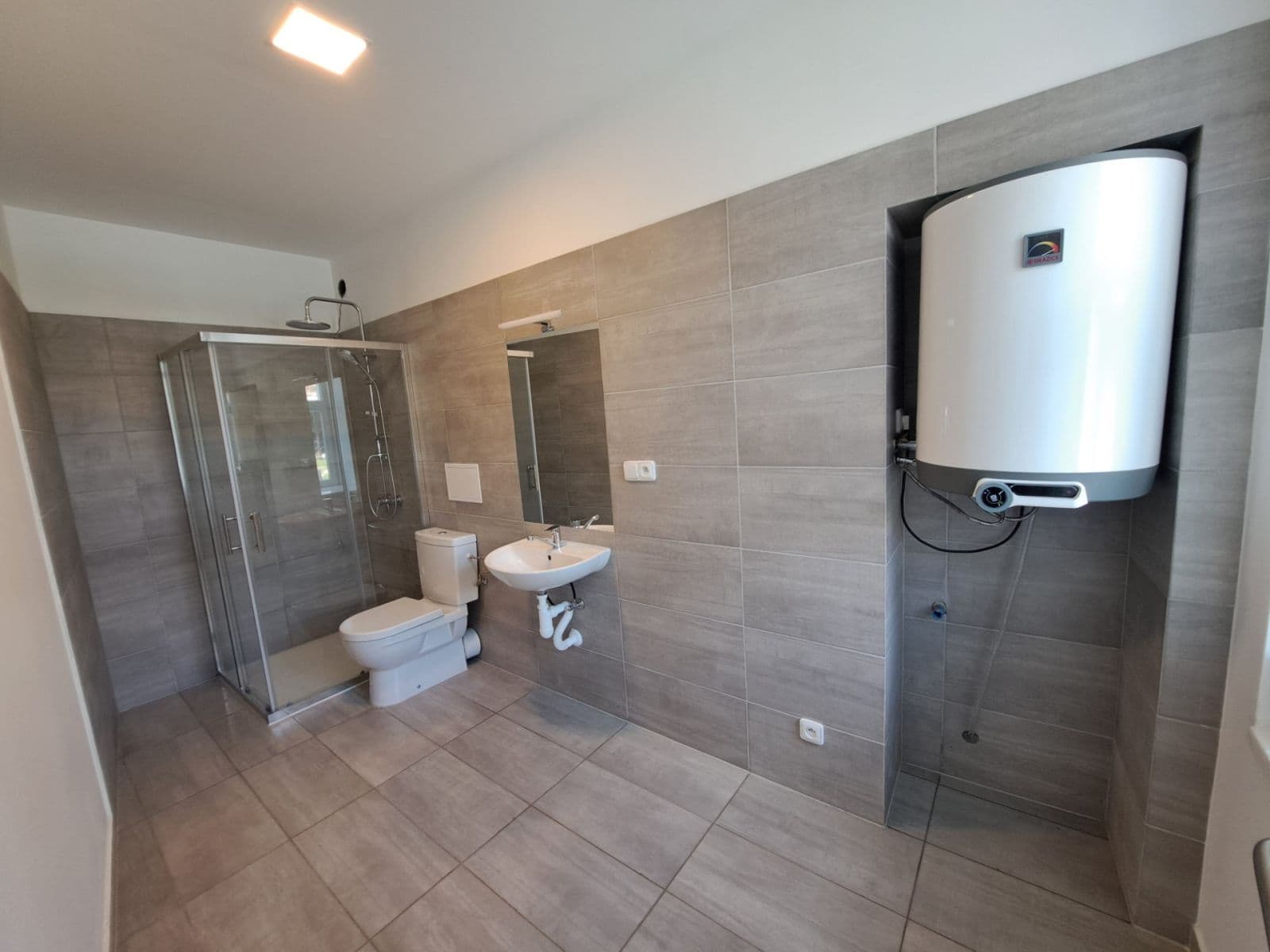 2 bedroom flat to rent, 58 m², Žatecká, Jesenice, Středočeský Region 2 bedroom flat to rent, 58 m², Žatecká, Jesenice, Středočeský Region