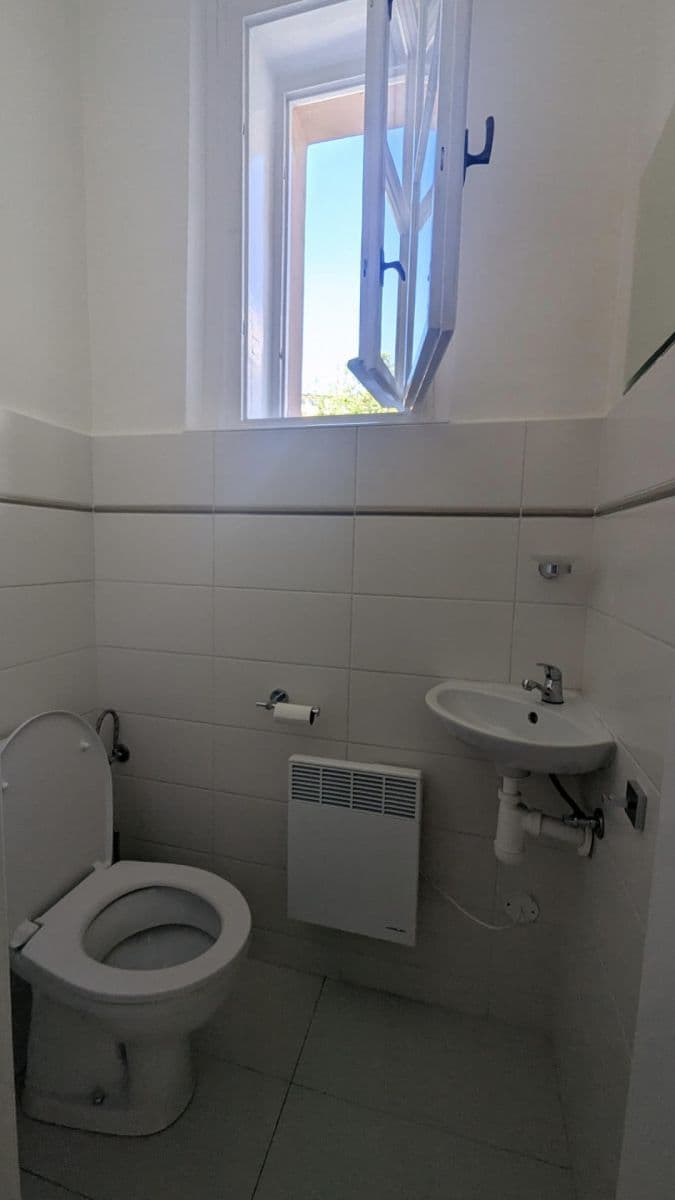 Studio flat to rent, 30 m², Jaurisova, Prague, Prague Studio flat to rent, 30 m², Jaurisova, Prague, Prague