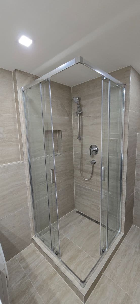 Studio flat to rent, 38 m², Za Pískovnou, Prague, Prague Studio flat to rent, 38 m², Za Pískovnou, Prague, Prague