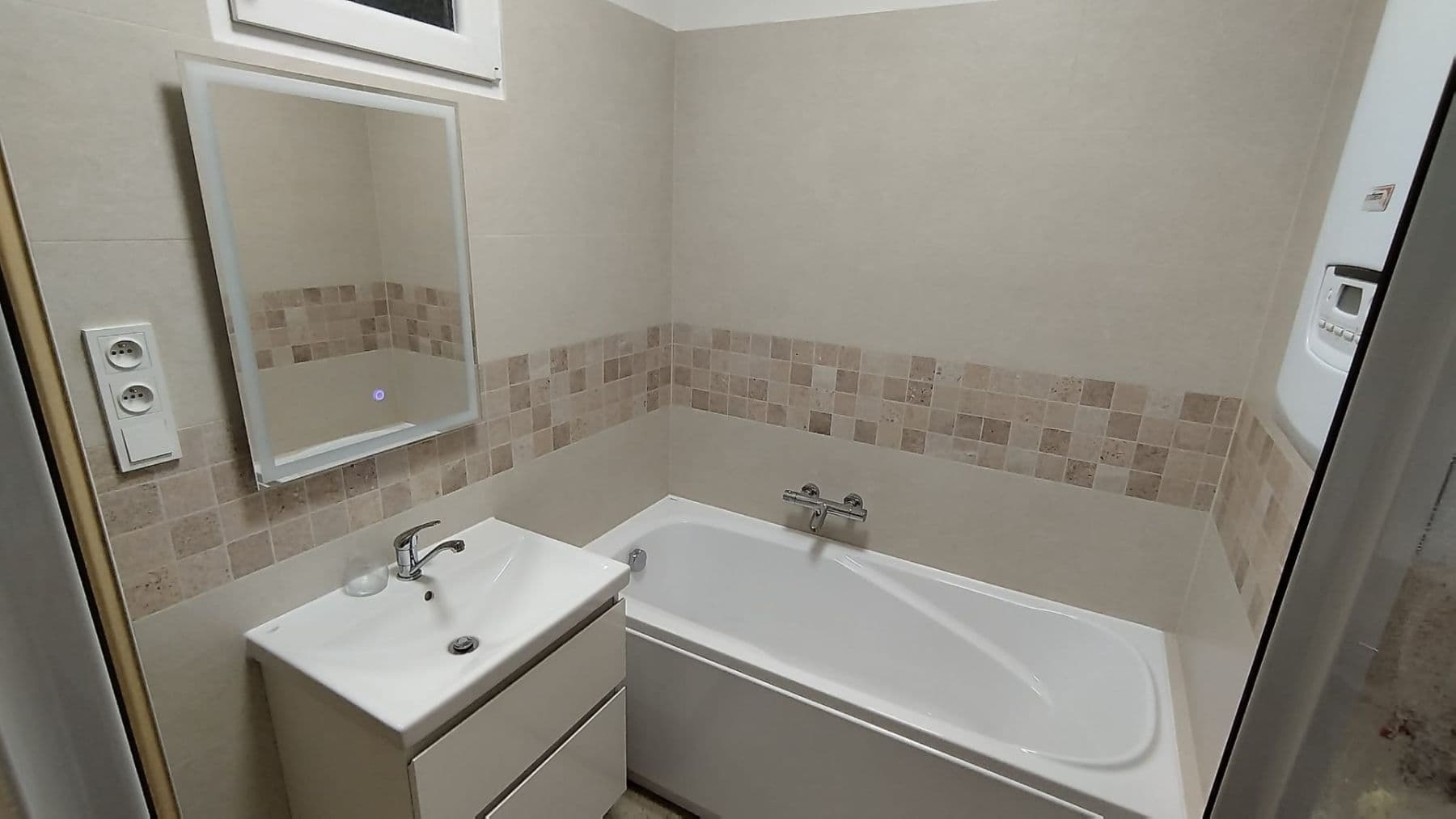 3 bedroom flat to rent, 91 m², Libušina, Roudnice nad Labem, Ústecký Region 3 bedroom flat to rent, 91 m², Libušina, Roudnice nad Labem, Ústecký Region