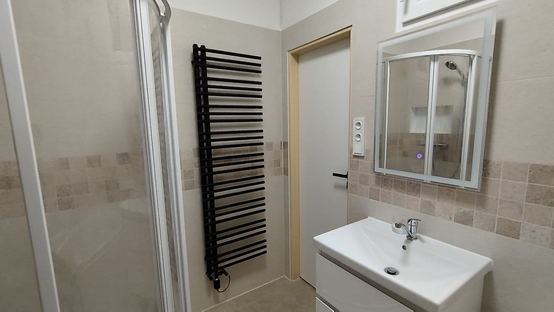 3 bedroom flat to rent, 91 m², Libušina, Roudnice nad Labem, Ústecký Region 3 bedroom flat to rent, 91 m², Libušina, Roudnice nad Labem, Ústecký Region