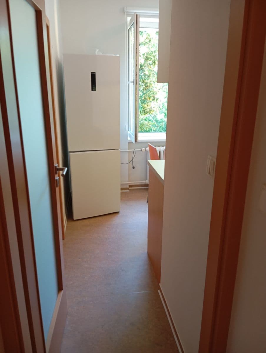 2 bedroom flat to rent, 53 m², Na Okraji, Prague, Prague 2 bedroom flat to rent, 53 m², Na Okraji, Prague, Prague