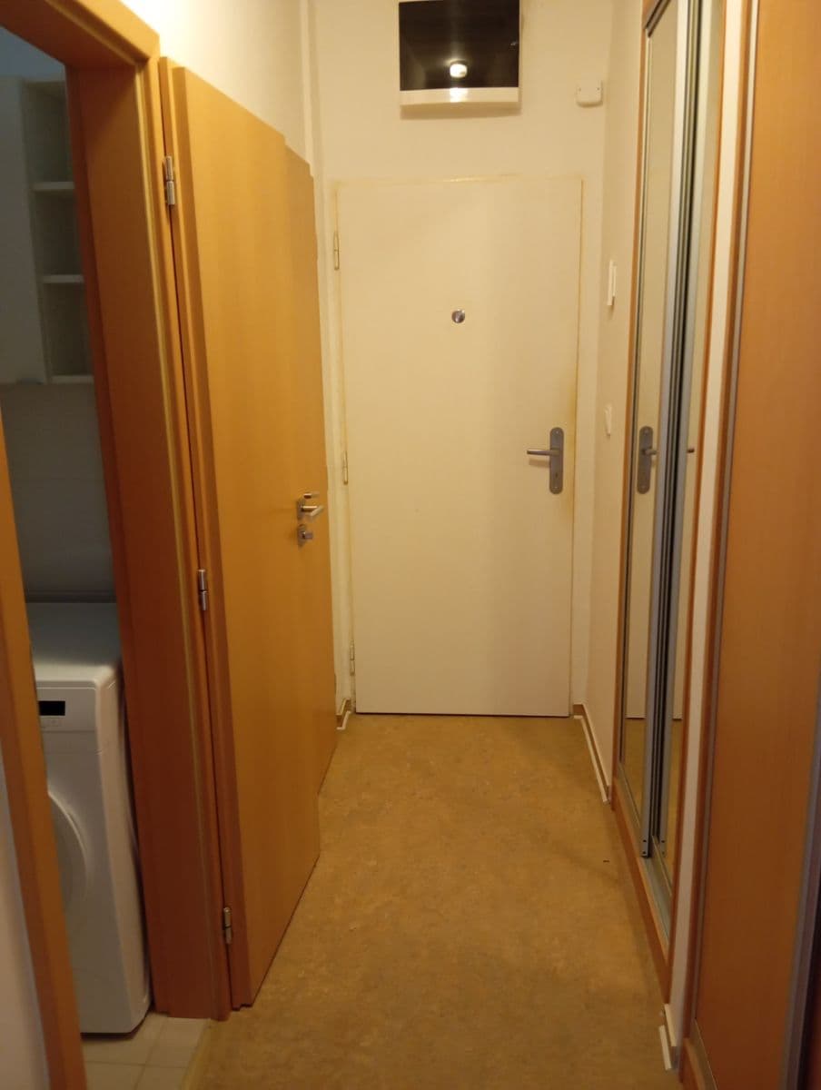 2 bedroom flat to rent, 53 m², Na Okraji, Prague, Prague 2 bedroom flat to rent, 53 m², Na Okraji, Prague, Prague