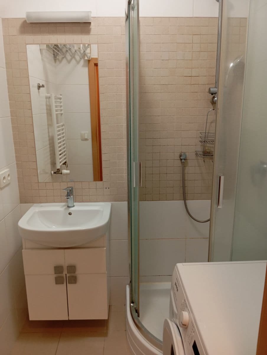 2 bedroom flat to rent, 53 m², Na Okraji, Prague, Prague 2 bedroom flat to rent, 53 m², Na Okraji, Prague, Prague