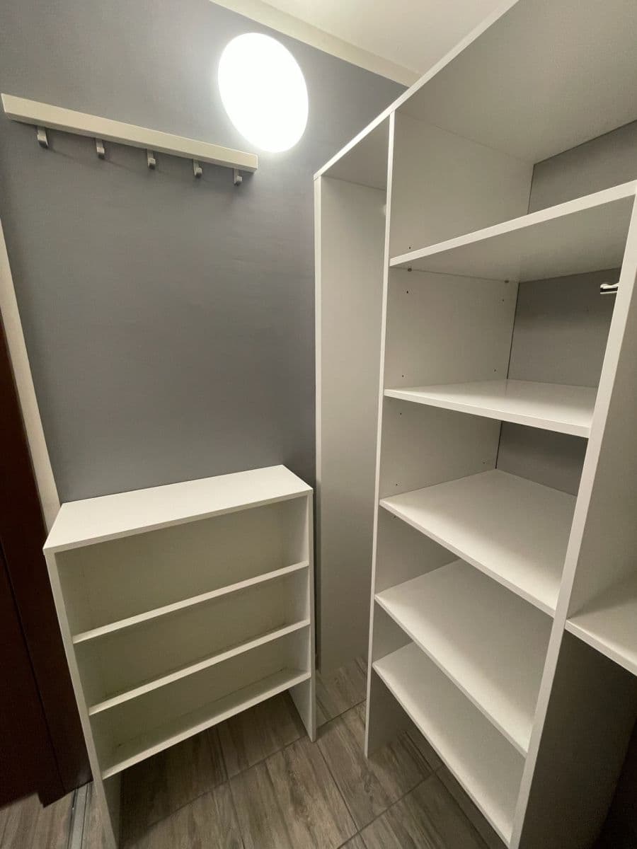 1 bedroom with open-plan kitchen flat to rent, 44 m², Pospíchalova, Prague, Prague 1 bedroom with open-plan kitchen flat to rent, 44 m², Pospíchalova, Prague, Prague