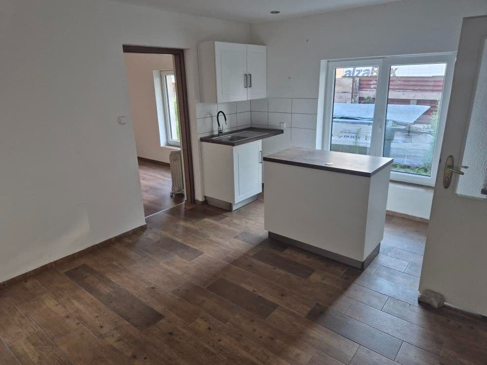 1 bedroom with open-plan kitchen flat to rent, 47 m², Dukelská, Horní Jelení, Pardubický Region 1 bedroom with open-plan kitchen flat to rent, 47 m², Dukelská, Horní Jelení, Pardubický Region