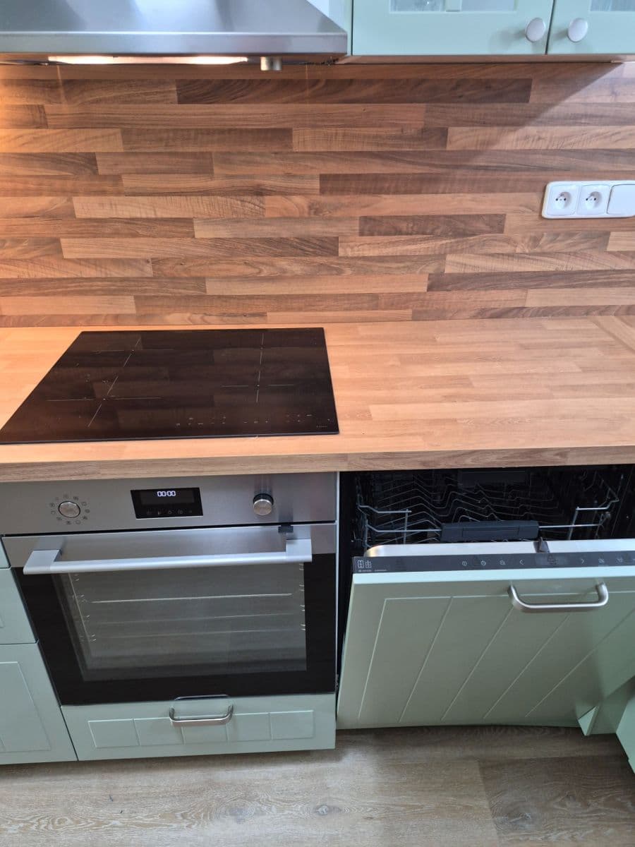 2 bedroom with open-plan kitchen flat to rent, 80 m², Běhounkova, Prague, Prague 2 bedroom with open-plan kitchen flat to rent, 80 m², Běhounkova, Prague, Prague