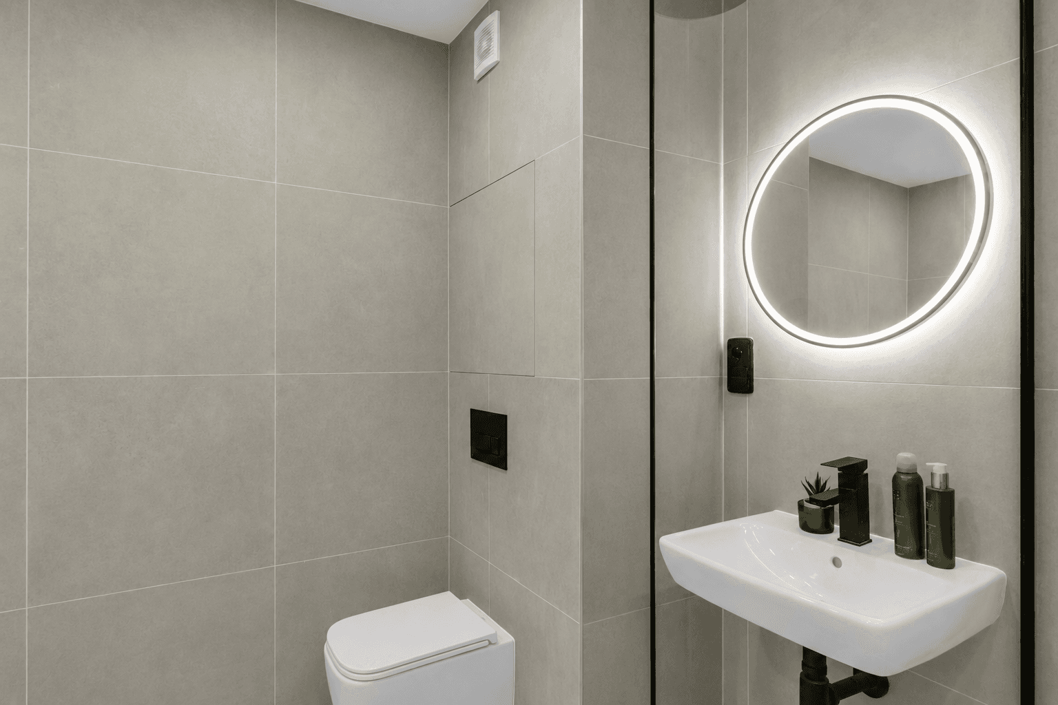 2 bedroom with open-plan kitchen flat for sale, 63 m², Oblouková, Prague, Prague 2 bedroom with open-plan kitchen flat for sale, 63 m², Oblouková, Prague, Prague