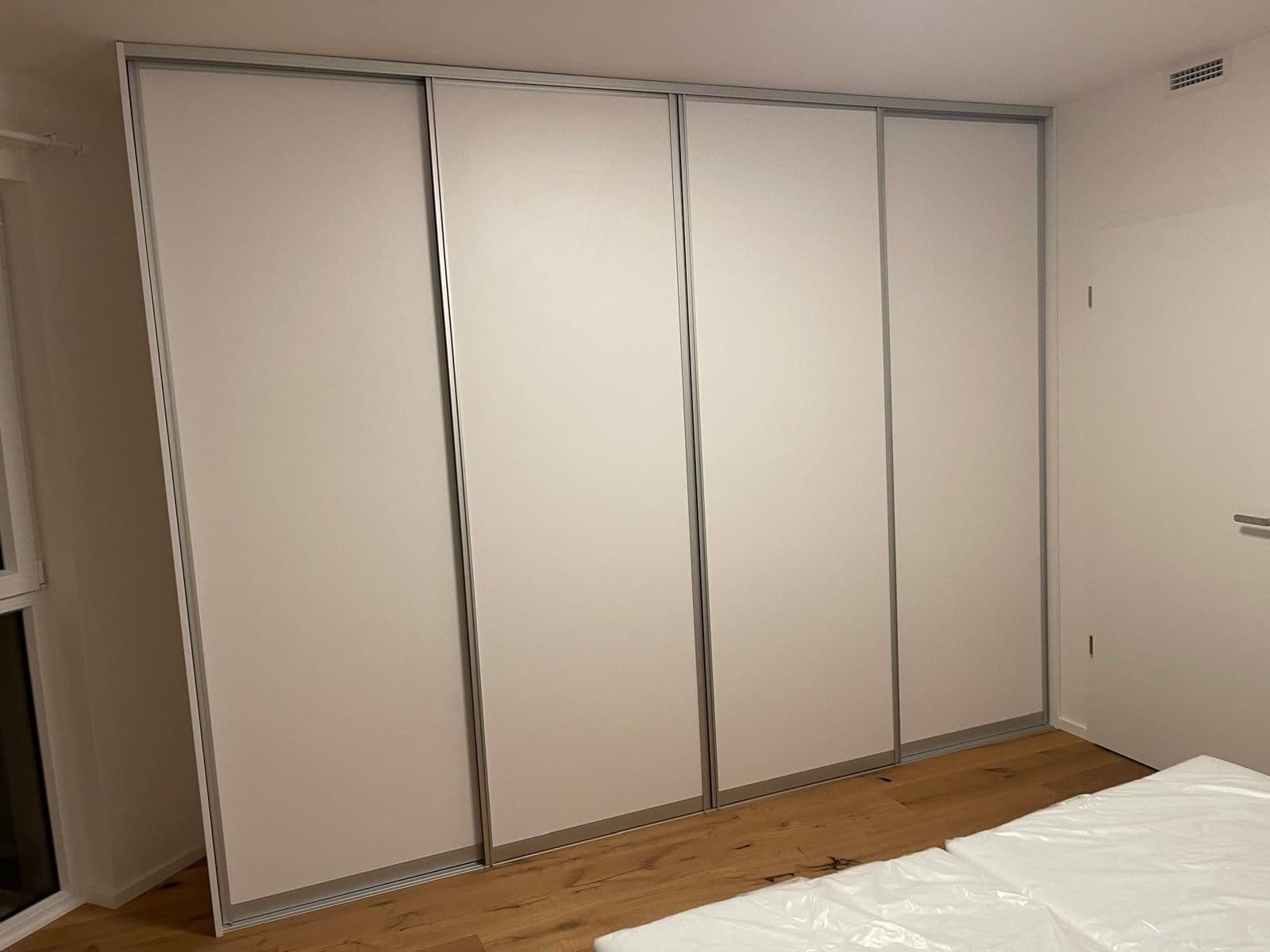 1 bedroom with open-plan kitchen flat to rent, 66 m², Ramonova, Prague, Prague 1 bedroom with open-plan kitchen flat to rent, 66 m², Ramonova, Prague, Prague