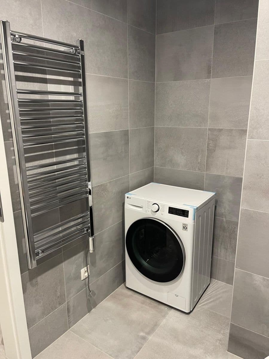 1 bedroom with open-plan kitchen flat to rent, 66 m², Ramonova, Prague, Prague 1 bedroom with open-plan kitchen flat to rent, 66 m², Ramonova, Prague, Prague