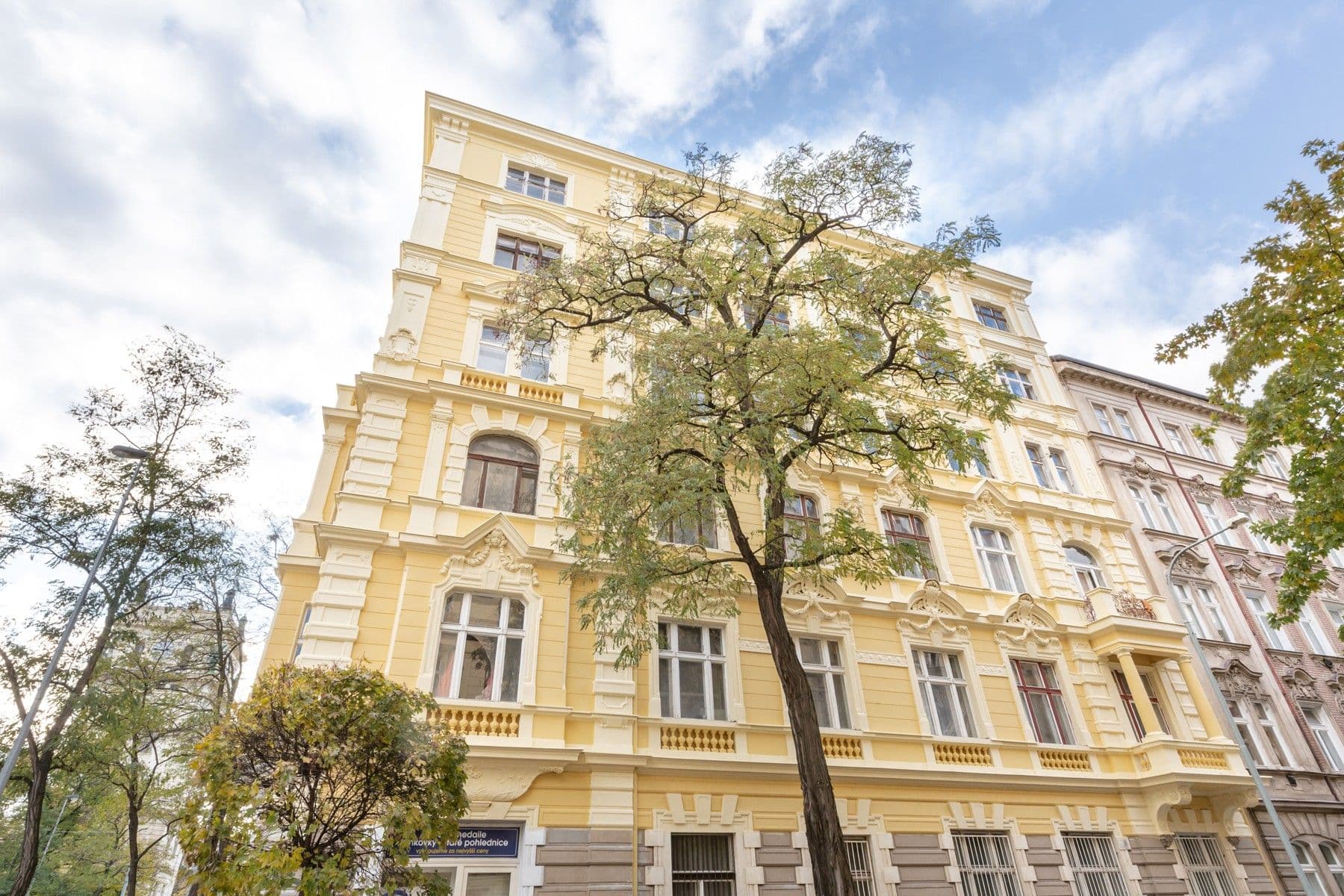 2 bedroom flat to rent, 82 m², Korunní, Prague, Prague 2 bedroom flat to rent, 82 m², Korunní, Prague, Prague