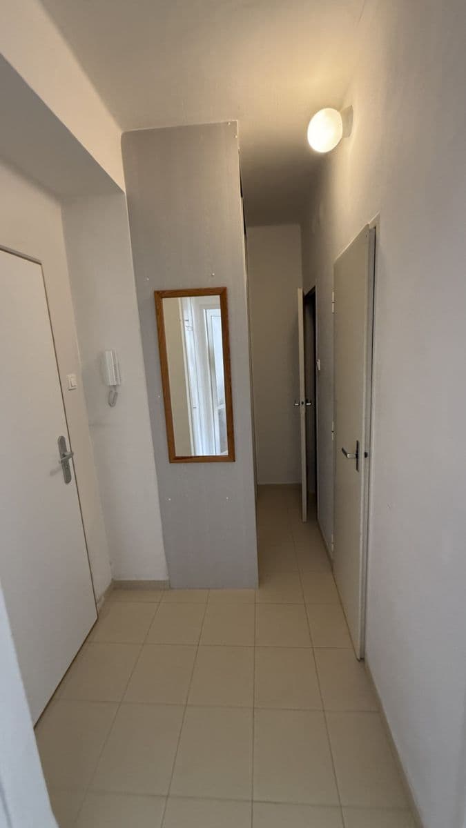 1 bedroom flat to rent, 36 m², Na Vrcholu, Prague, Prague 1 bedroom flat to rent, 36 m², Na Vrcholu, Prague, Prague