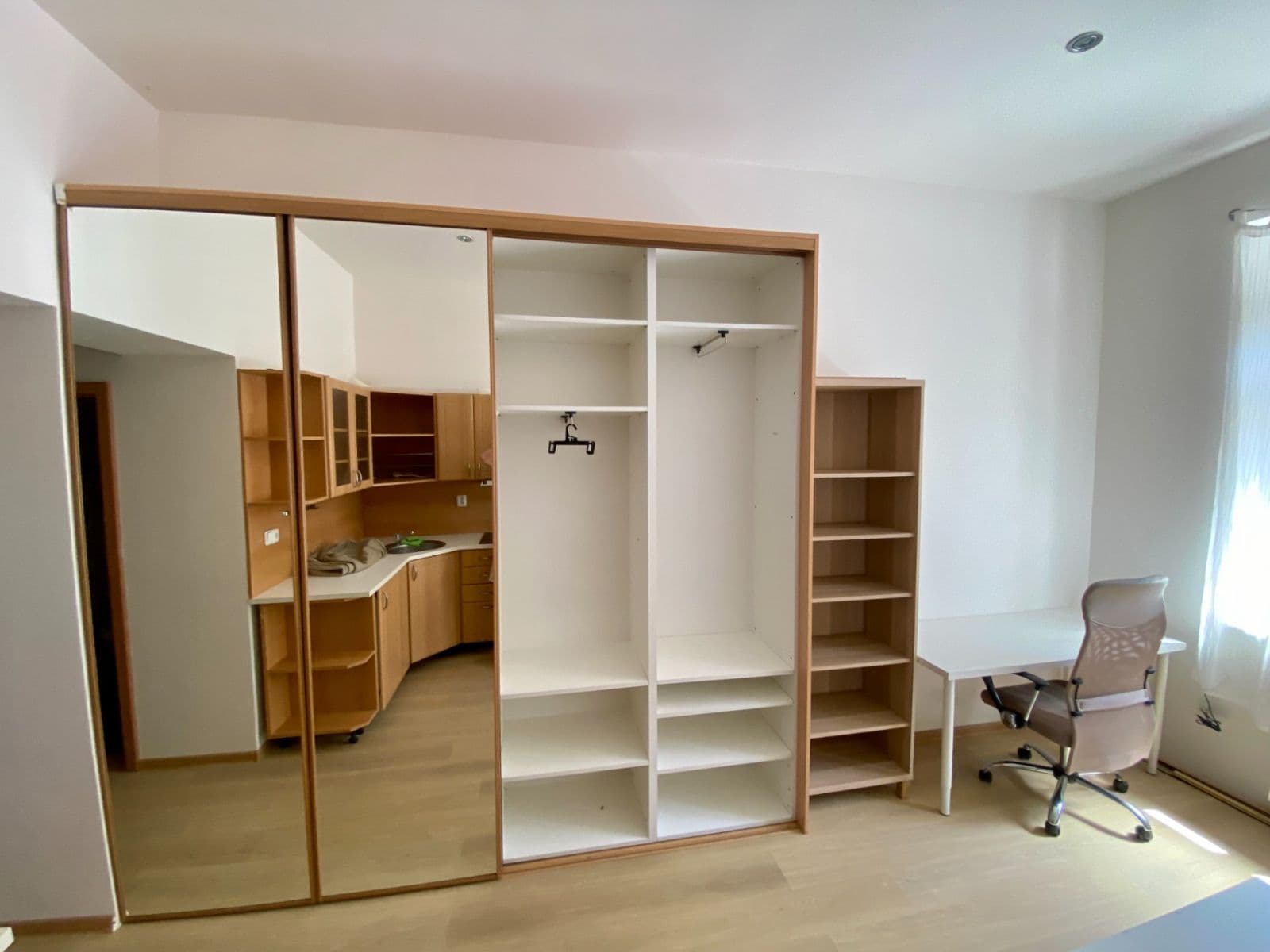 1 bedroom with open-plan kitchen flat to rent, 40 m², Na Krutci, Prague, Prague 1 bedroom with open-plan kitchen flat to rent, 40 m², Na Krutci, Prague, Prague