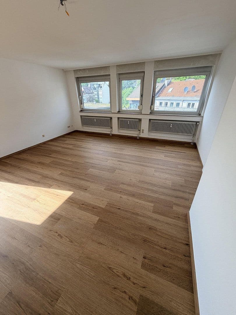 2 bedroom flat to rent, 80 m², Hofkamp 140, Wuppertal, North Rhine-Westphalia 2 bedroom flat to rent, 80 m², Hofkamp 140, Wuppertal, North Rhine-Westphalia