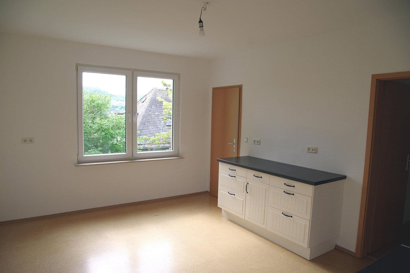 2 bedroom flat to rent, 89 m², Hilgenfeldweg 6, Jena, Thuringia 2 bedroom flat to rent, 89 m², Hilgenfeldweg 6, Jena, Thuringia