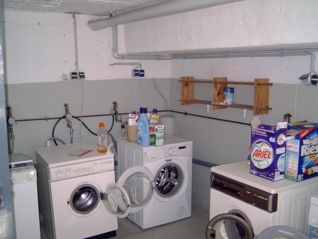 2 bedroom with open-plan kitchen flat to rent, 73 m², Hermannshöhe 24, Bochum, North Rhine-Westphalia 2 bedroom with open-plan kitchen flat to rent, 73 m², Hermannshöhe 24, Bochum, North Rhine-Westphalia
