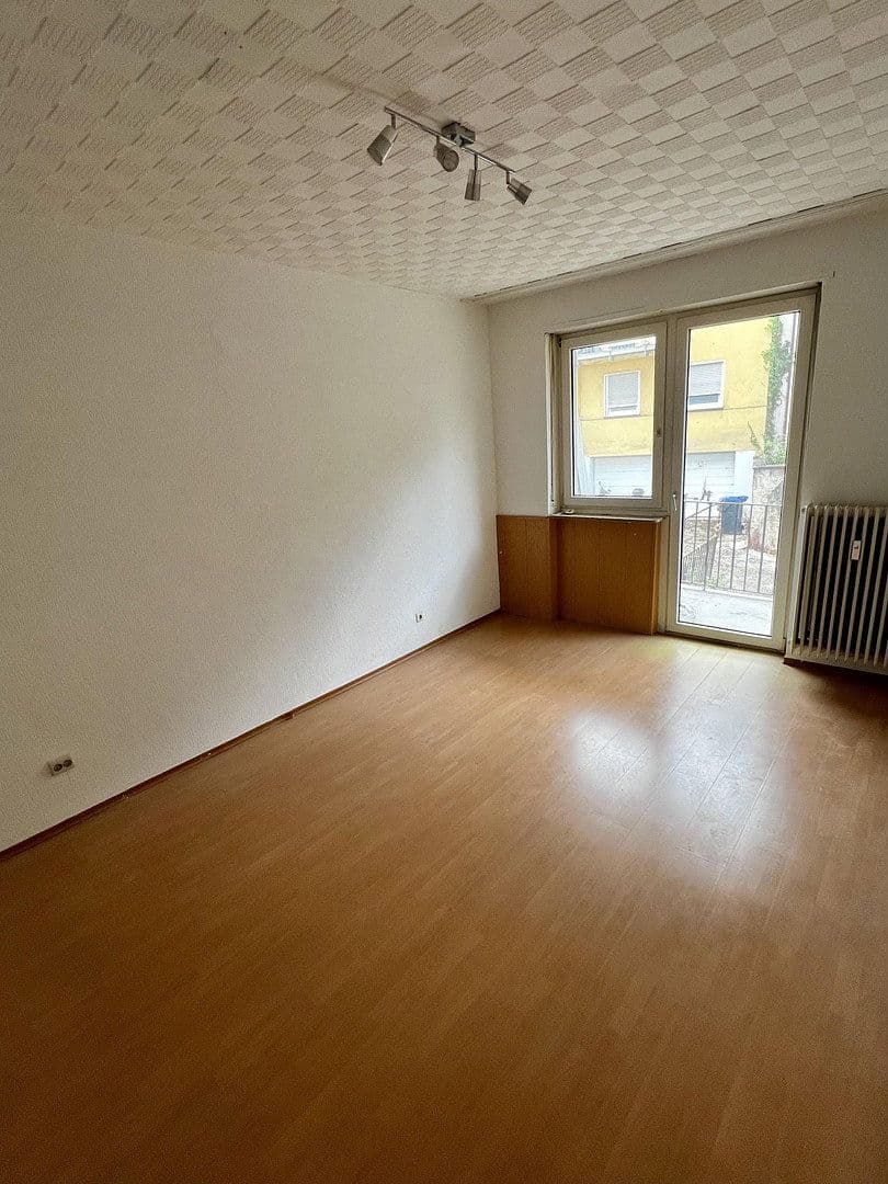 3 bedroom flat to rent, 63 m², Burbacher Markt 14, Saarbrücken, Saarland 3 bedroom flat to rent, 63 m², Burbacher Markt 14, Saarbrücken, Saarland