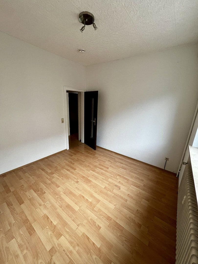3 bedroom flat to rent, 63 m², Burbacher Markt 14, Saarbrücken, Saarland 3 bedroom flat to rent, 63 m², Burbacher Markt 14, Saarbrücken, Saarland