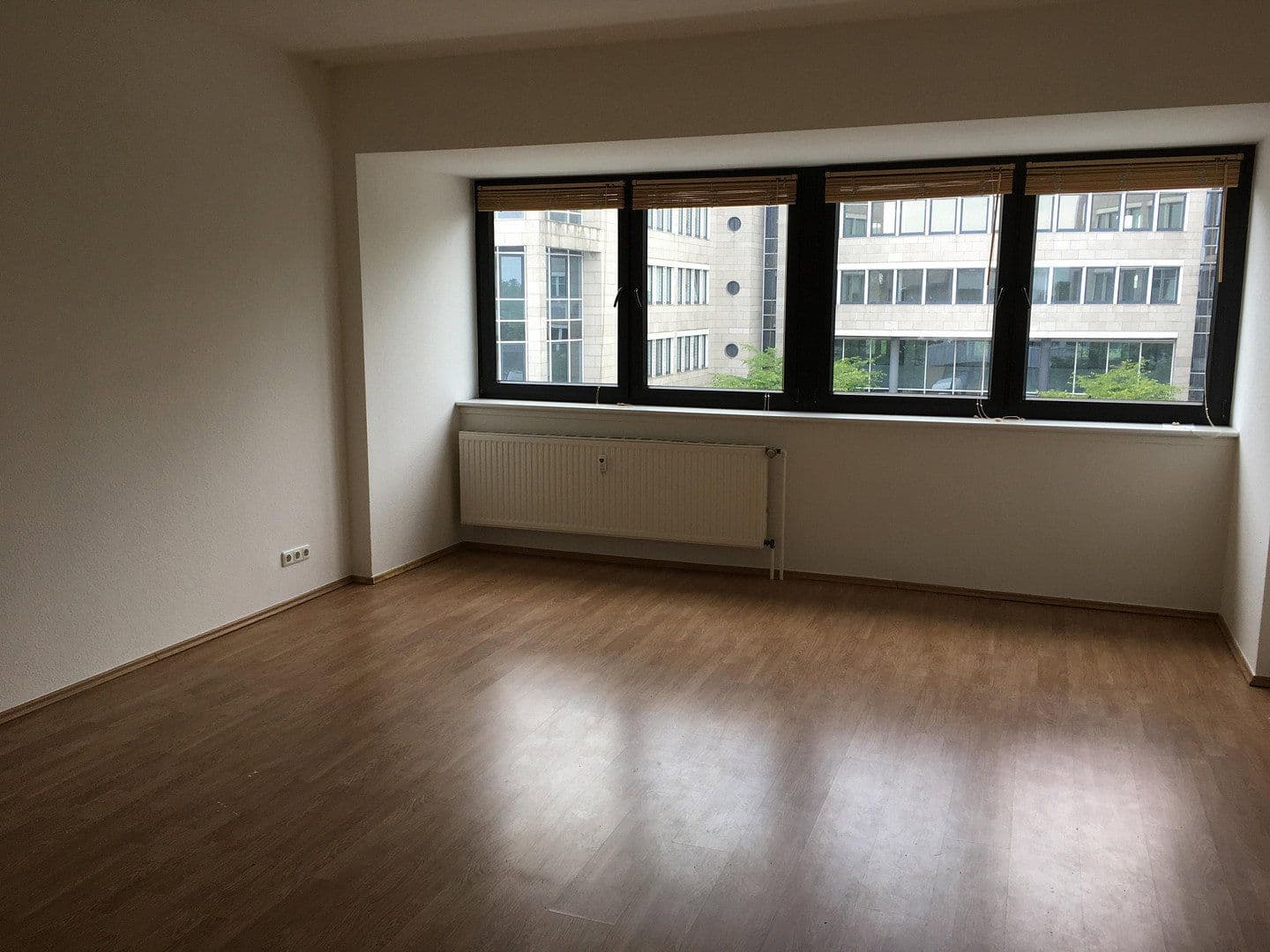1 bedroom flat to rent, 45 m², Monschauer Str. 13, Düsseldorf, North Rhine-Westphalia 1 bedroom flat to rent, 45 m², Monschauer Str. 13, Düsseldorf, North Rhine-Westphalia