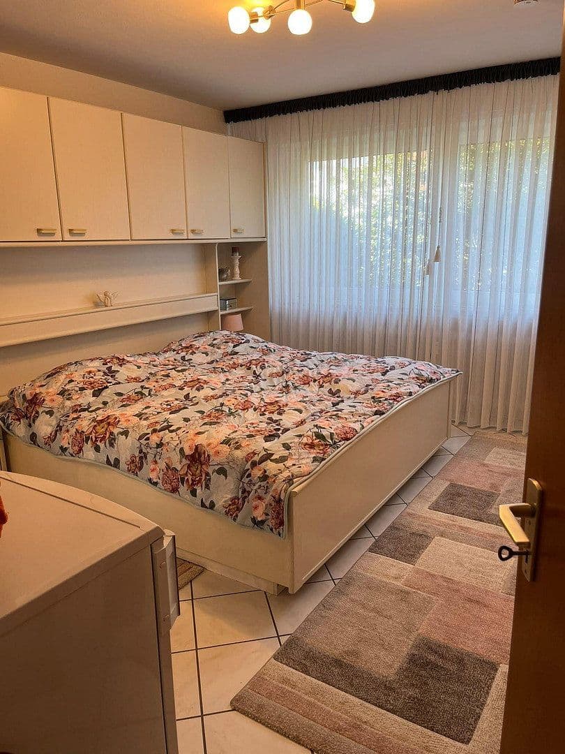 1 bedroom with open-plan kitchen flat to rent, 58 m², Schloßstr. 317, Essen, North Rhine-Westphalia 1 bedroom with open-plan kitchen flat to rent, 58 m², Schloßstr. 317, Essen, North Rhine-Westphalia