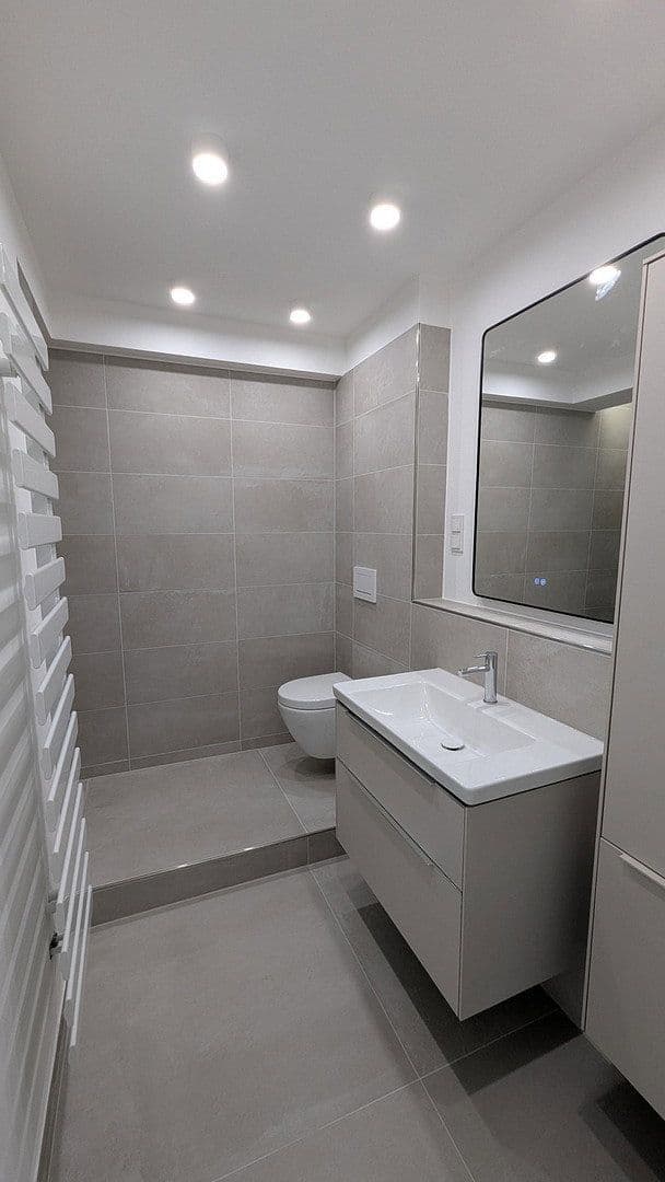 2 bedroom with open-plan kitchen flat for sale, 106 m², Düsseldorf, North Rhine-Westphalia 2 bedroom with open-plan kitchen flat for sale, 106 m², Düsseldorf, North Rhine-Westphalia