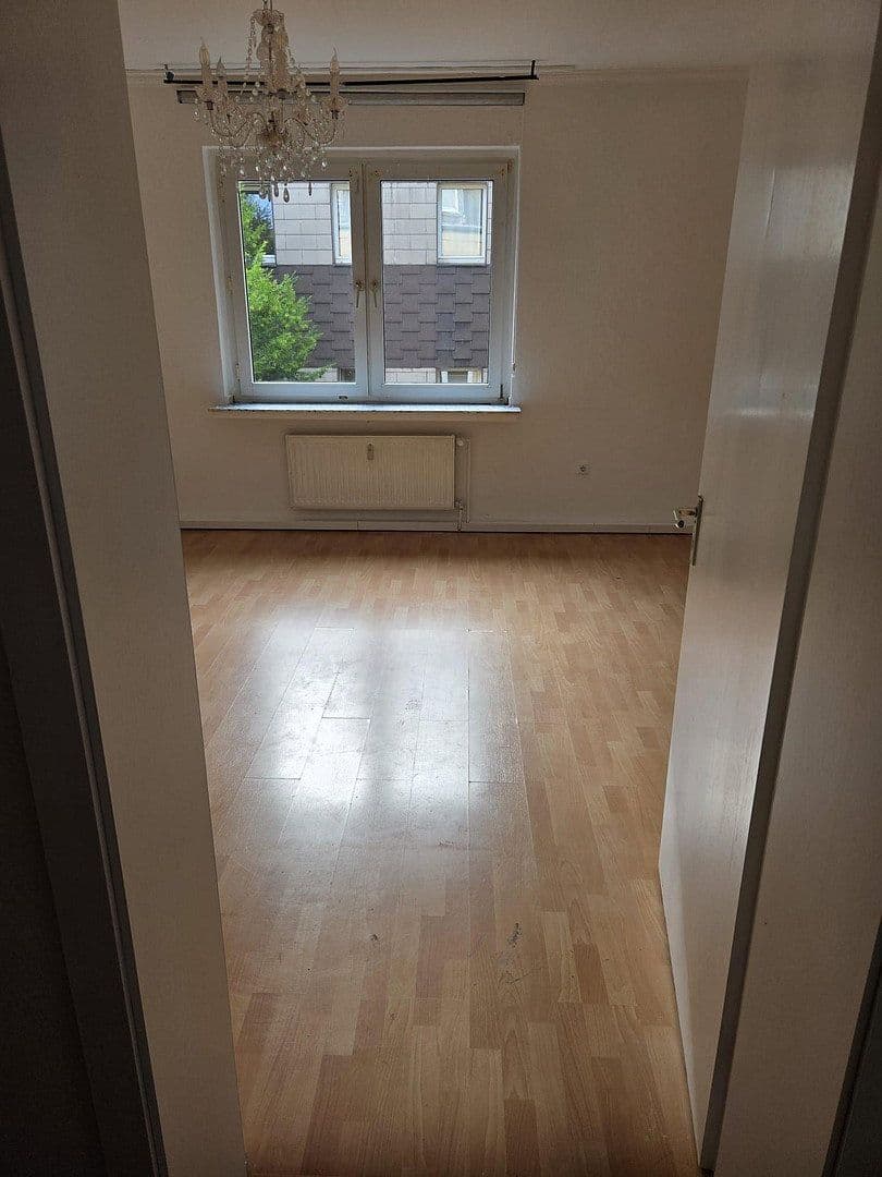 3 bedroom flat to rent, 89 m², Schmiedstraße 25, Oberhausen, North Rhine-Westphalia 3 bedroom flat to rent, 89 m², Schmiedstraße 25, Oberhausen, North Rhine-Westphalia