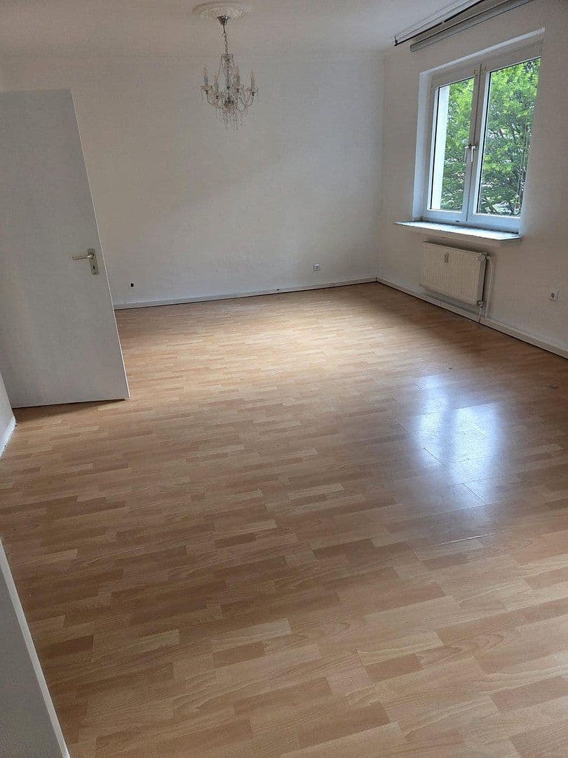 3 bedroom flat to rent, 89 m², Schmiedstraße 25, Oberhausen, North Rhine-Westphalia 3 bedroom flat to rent, 89 m², Schmiedstraße 25, Oberhausen, North Rhine-Westphalia