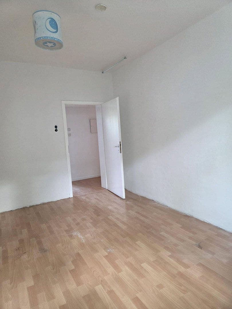3 bedroom flat to rent, 89 m², Schmiedstraße 25, Oberhausen, North Rhine-Westphalia 3 bedroom flat to rent, 89 m², Schmiedstraße 25, Oberhausen, North Rhine-Westphalia