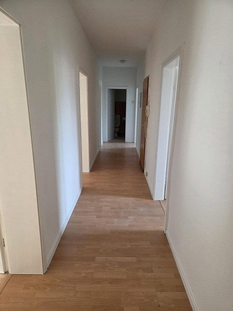 3 bedroom flat to rent, 89 m², Schmiedstraße 25, Oberhausen, North Rhine-Westphalia 3 bedroom flat to rent, 89 m², Schmiedstraße 25, Oberhausen, North Rhine-Westphalia