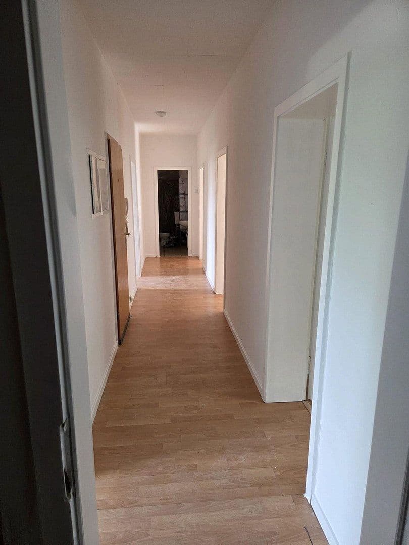 3 bedroom flat to rent, 89 m², Schmiedstraße 25, Oberhausen, North Rhine-Westphalia 3 bedroom flat to rent, 89 m², Schmiedstraße 25, Oberhausen, North Rhine-Westphalia