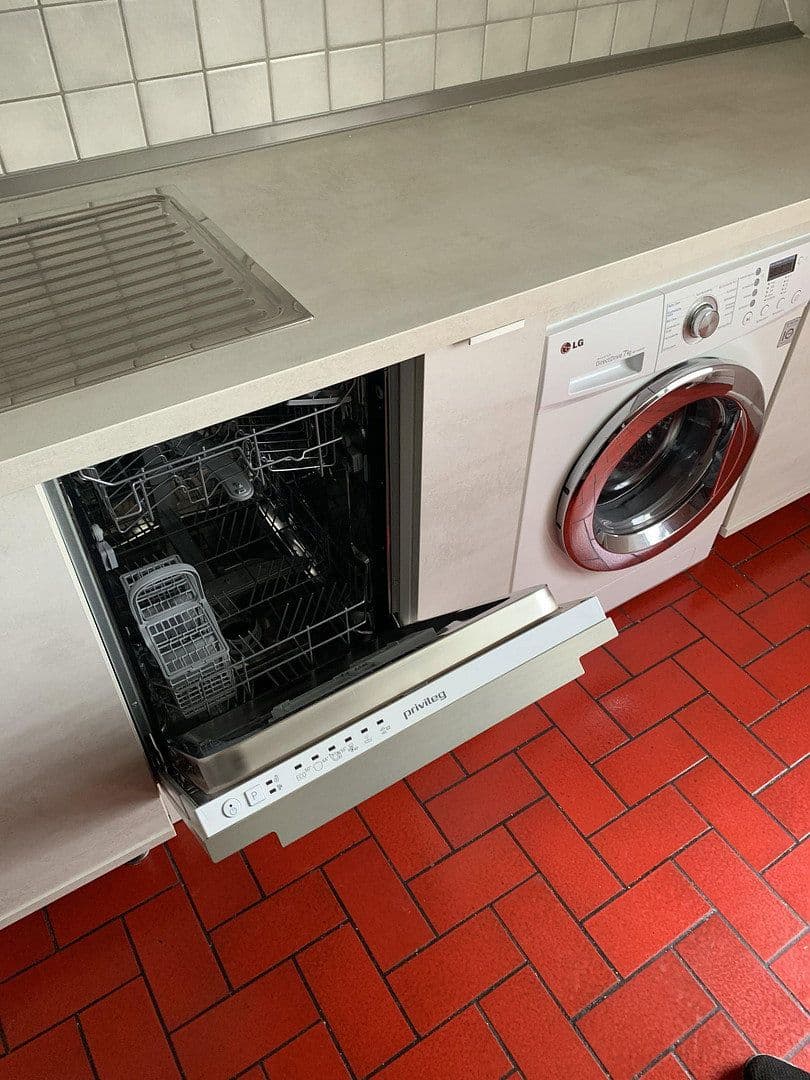 2 bedroom with open-plan kitchen flat to rent, 73 m², Von-Ossietzky-Ring 15, Essen, North Rhine-Westphalia 2 bedroom with open-plan kitchen flat to rent, 73 m², Von-Ossietzky-Ring 15, Essen, North Rhine-Westphalia