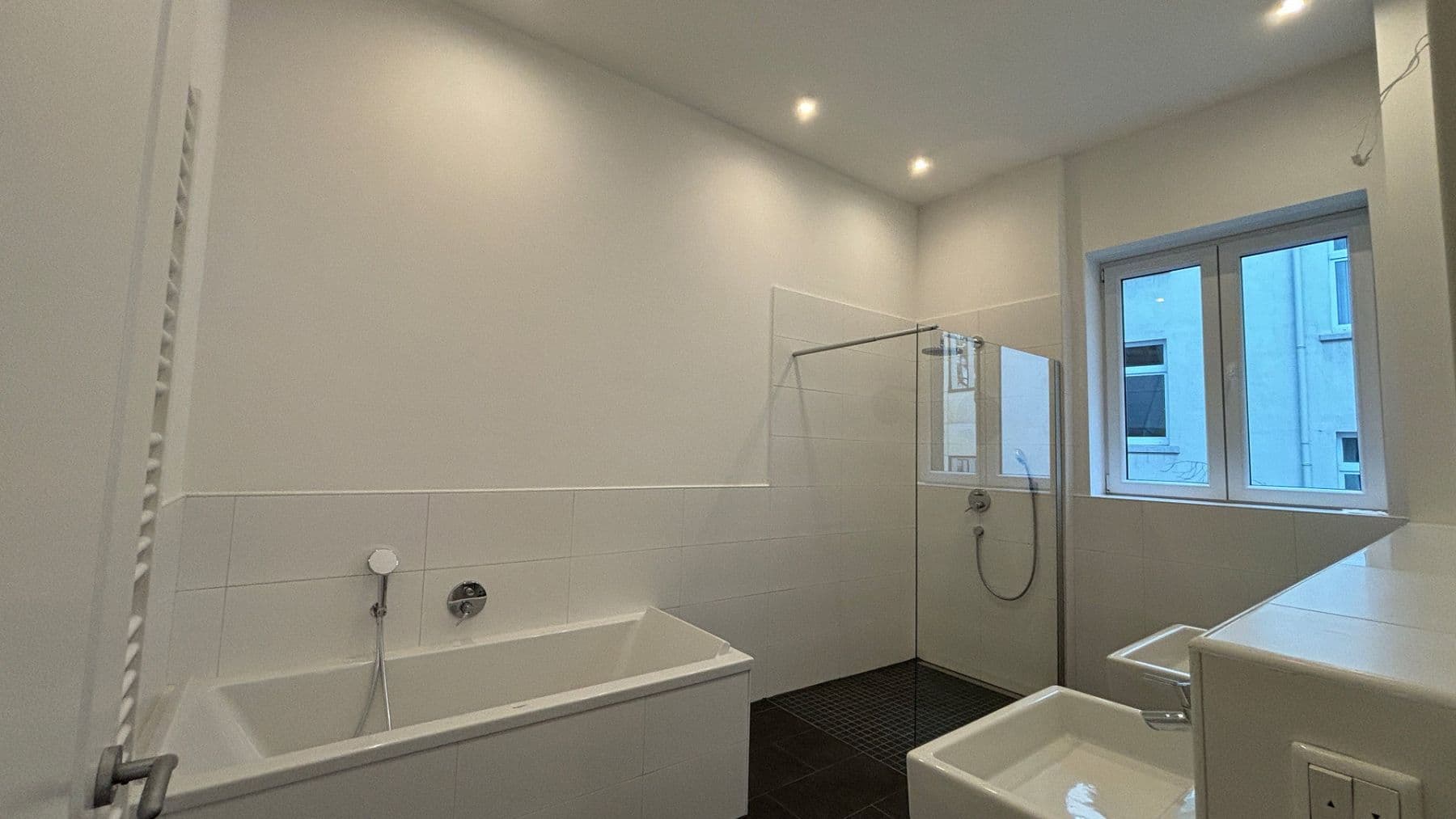 2 bedroom with open-plan kitchen flat to rent, 114 m², Frankfurt am Main, Hesse 2 bedroom with open-plan kitchen flat to rent, 114 m², Frankfurt am Main, Hesse