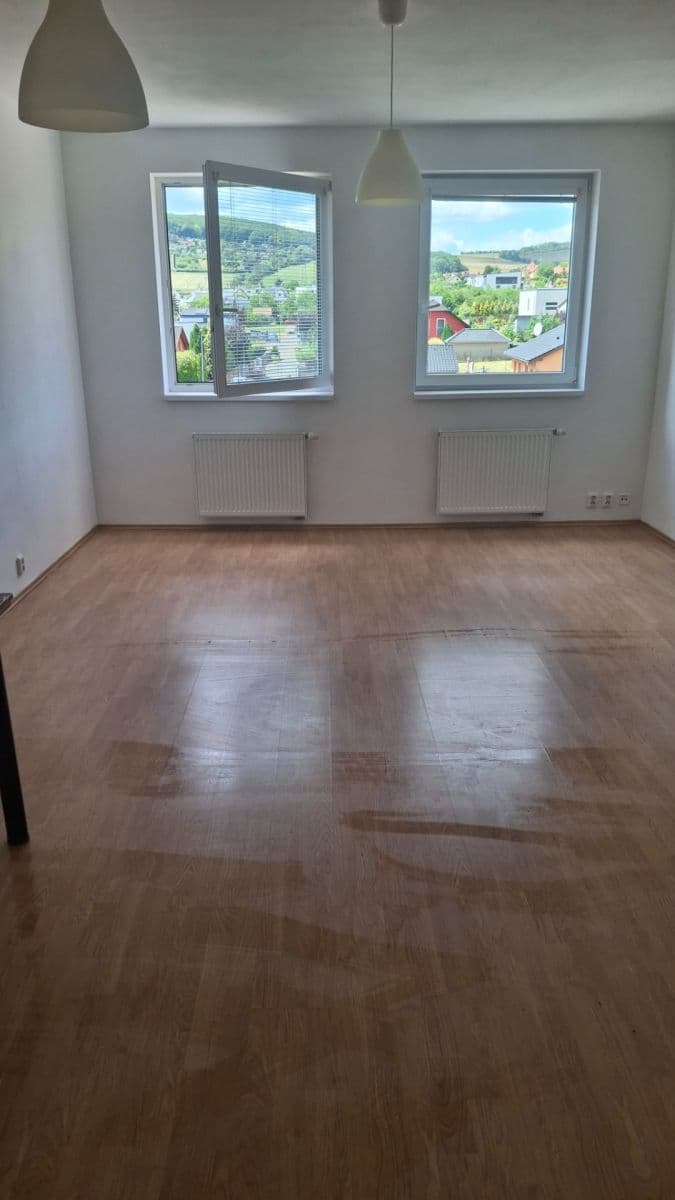 Studio flat to rent, 50 m², Platanová, Litoměřice, Ústecký Region Studio flat to rent, 50 m², Platanová, Litoměřice, Ústecký Region