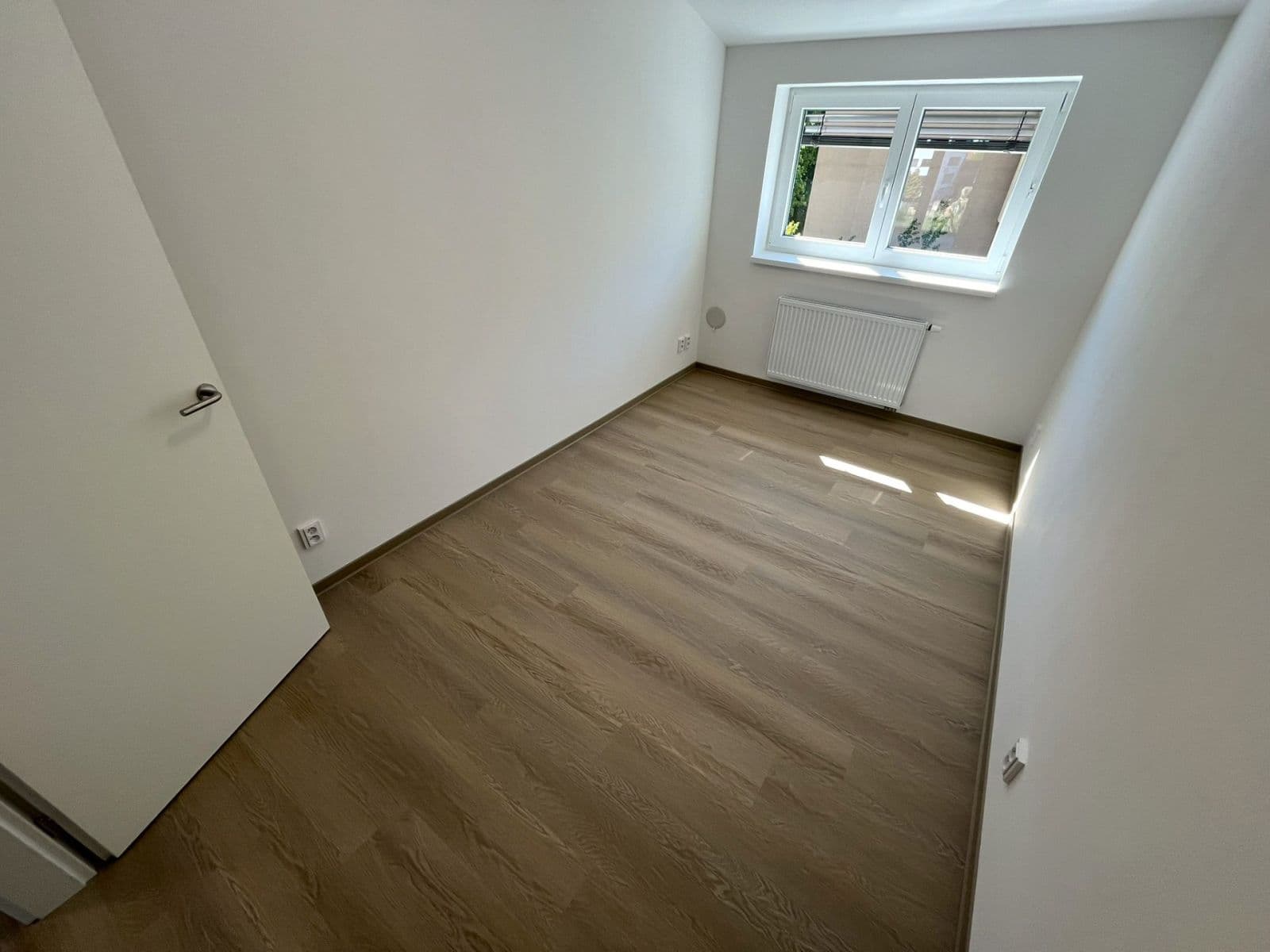 2 bedroom with open-plan kitchen flat to rent, 64 m², Skorkovského, Brno, Jihomoravský Region 2 bedroom with open-plan kitchen flat to rent, 64 m², Skorkovského, Brno, Jihomoravský Region