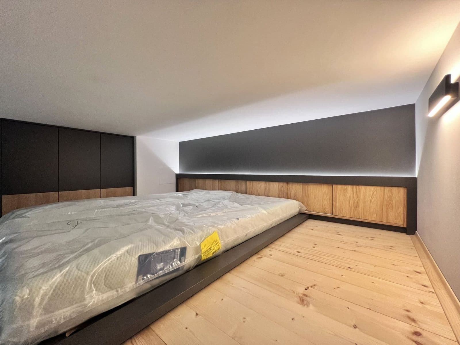 Studio flat to rent, 41 m², Tusarova, Prague, Prague Studio flat to rent, 41 m², Tusarova, Prague, Prague
