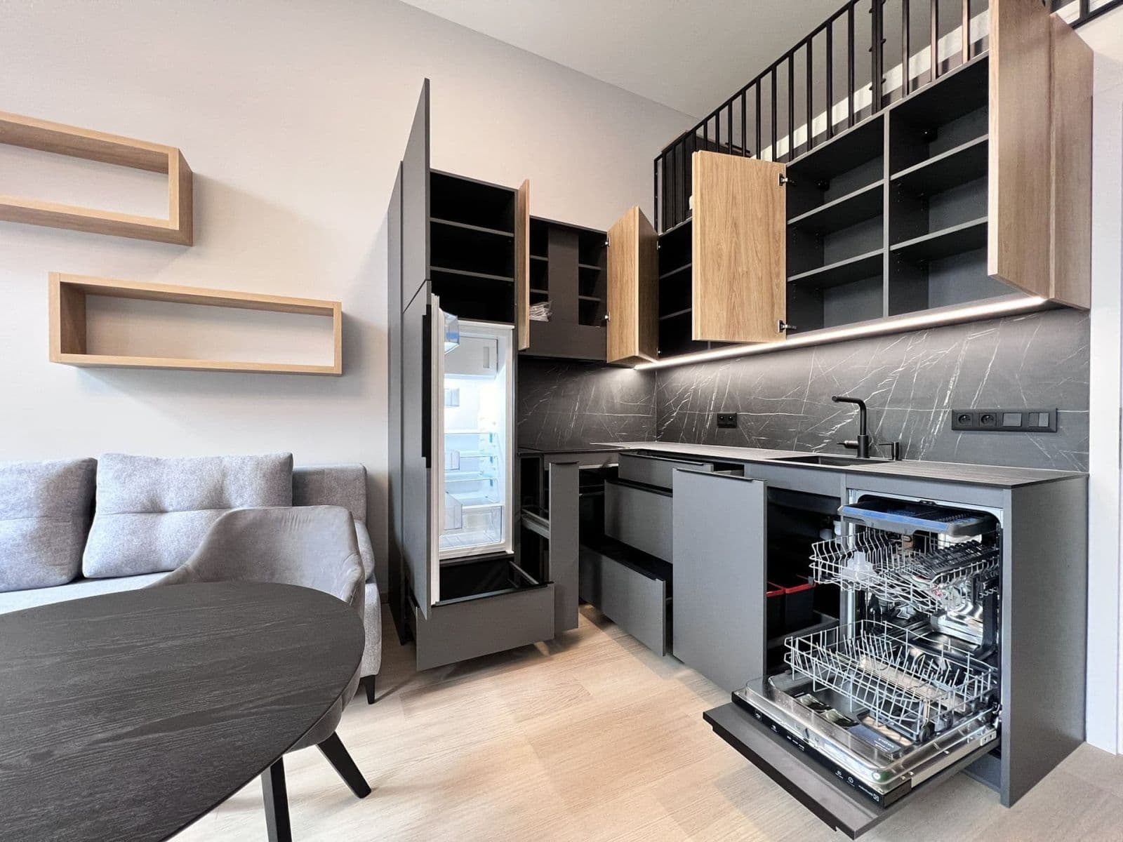 Studio flat to rent, 41 m², Tusarova, Prague, Prague Studio flat to rent, 41 m², Tusarova, Prague, Prague