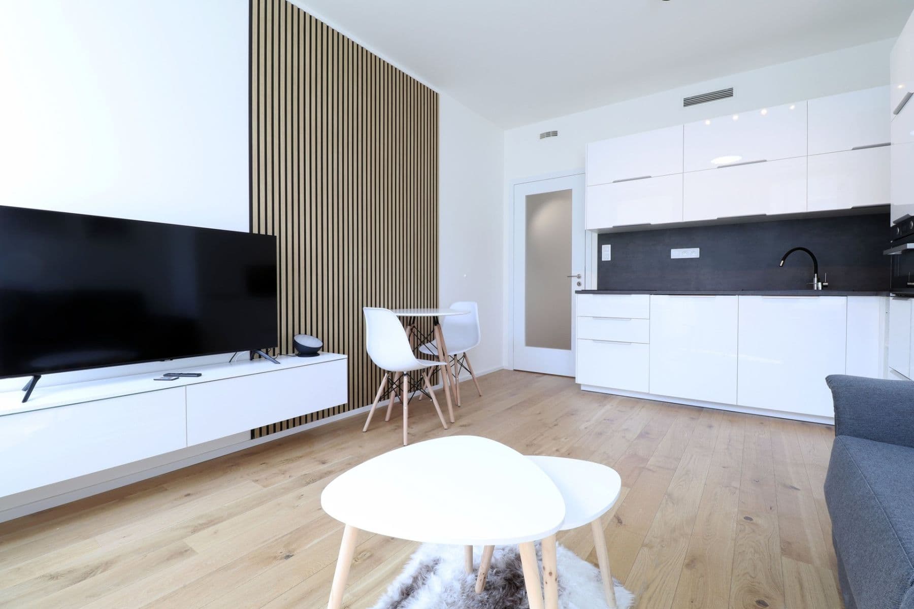 Studio flat to rent, 29 m², Nádražní, Prague, Prague Studio flat to rent, 29 m², Nádražní, Prague, Prague