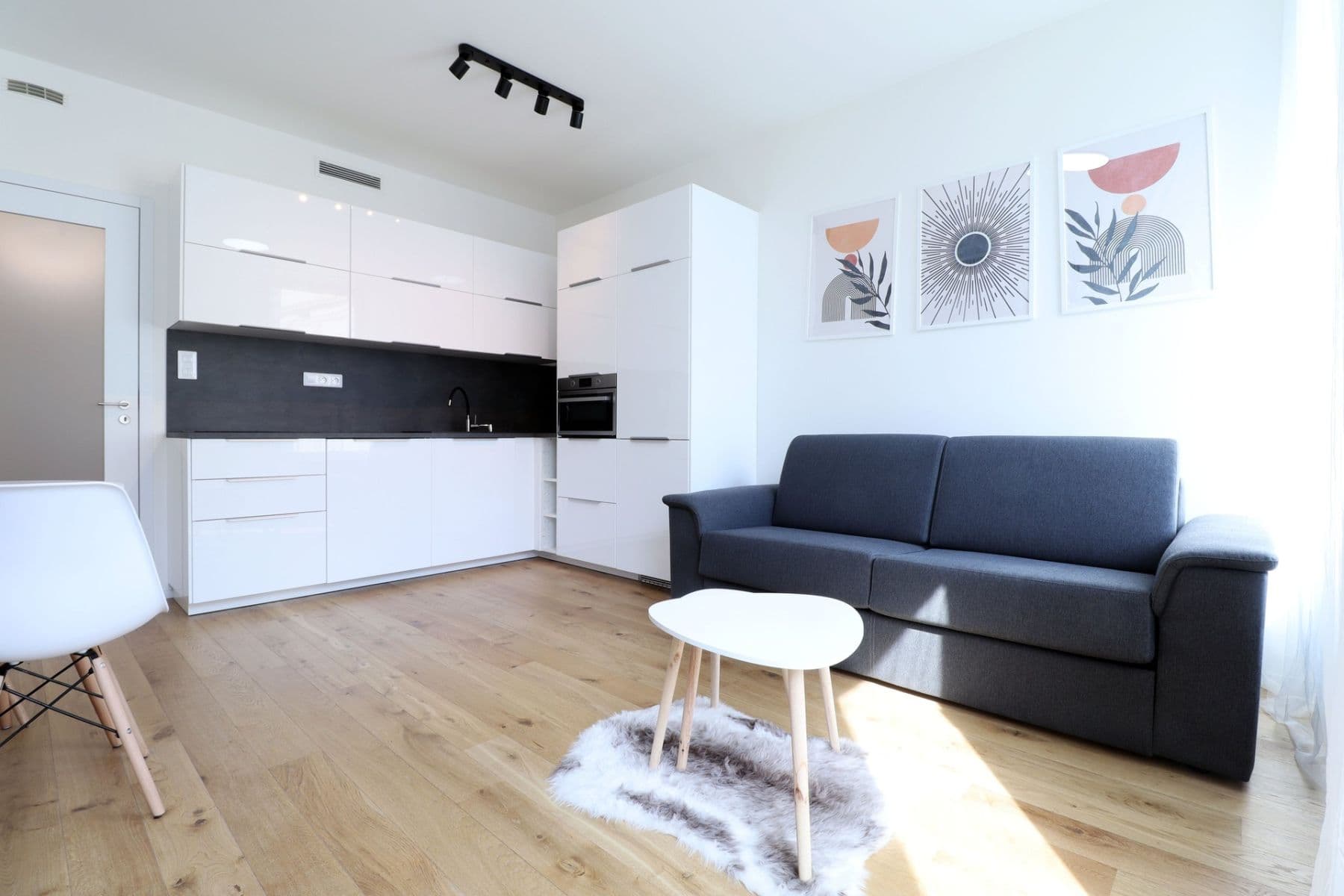 Studio flat to rent, 29 m², Nádražní, Prague, Prague Studio flat to rent, 29 m², Nádražní, Prague, Prague