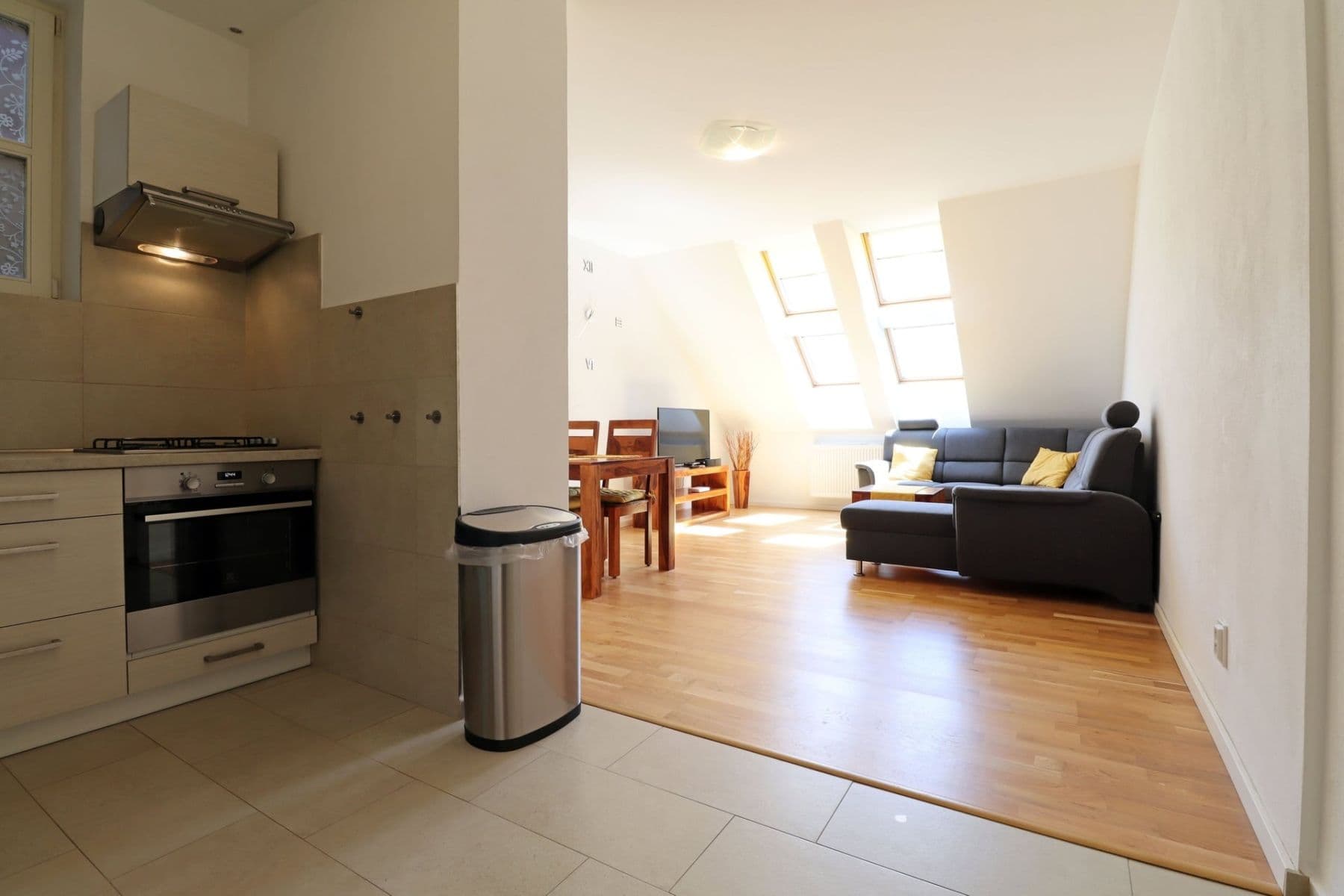 1 bedroom with open-plan kitchen flat to rent, 55 m², Hájkova, Prague, Prague 1 bedroom with open-plan kitchen flat to rent, 55 m², Hájkova, Prague, Prague