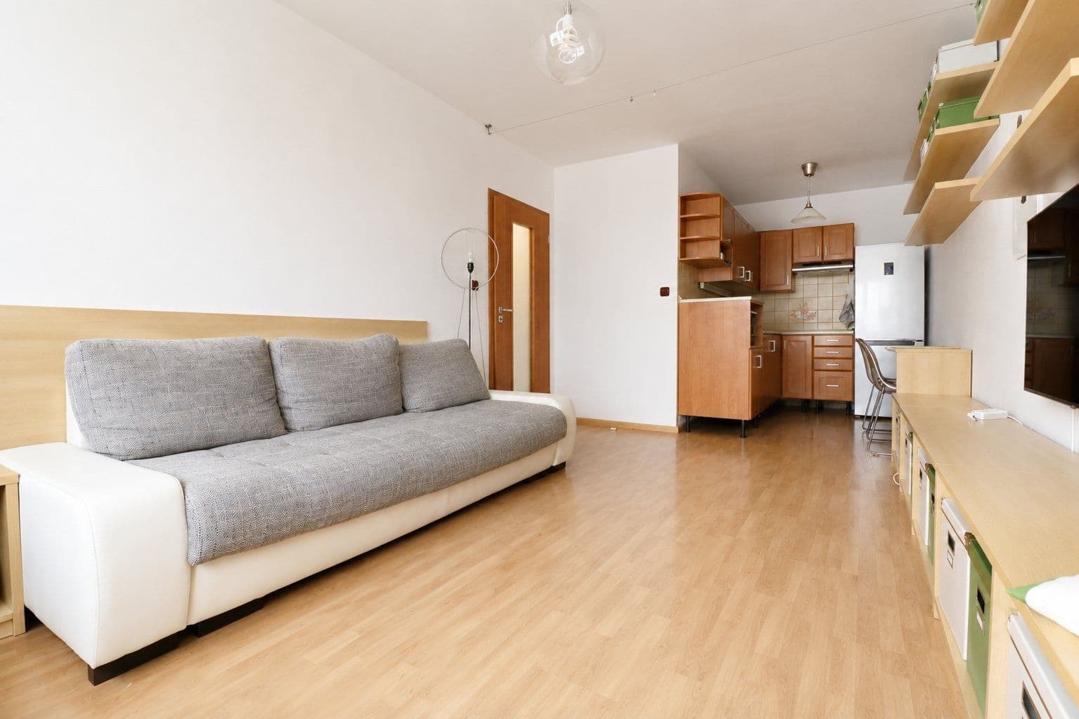 1 bedroom with open-plan kitchen flat to rent, 43 m², Píškova, Prague, Prague 1 bedroom with open-plan kitchen flat to rent, 43 m², Píškova, Prague, Prague