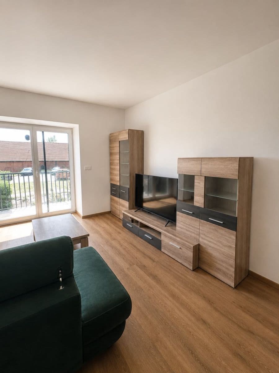 1 bedroom with open-plan kitchen flat to rent, 56 m², Rostěnice-Zvonovice, Jihomoravský Region 1 bedroom with open-plan kitchen flat to rent, 56 m², Rostěnice-Zvonovice, Jihomoravský Region