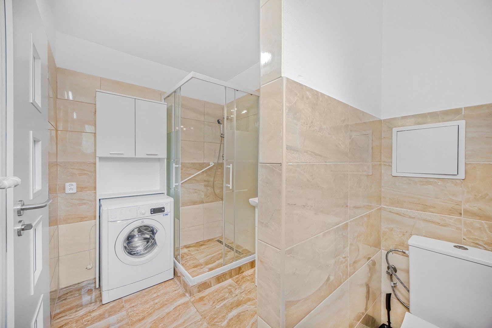2 bedroom flat to rent, 55 m², Unhošťská, Kladno, Středočeský Region 2 bedroom flat to rent, 55 m², Unhošťská, Kladno, Středočeský Region