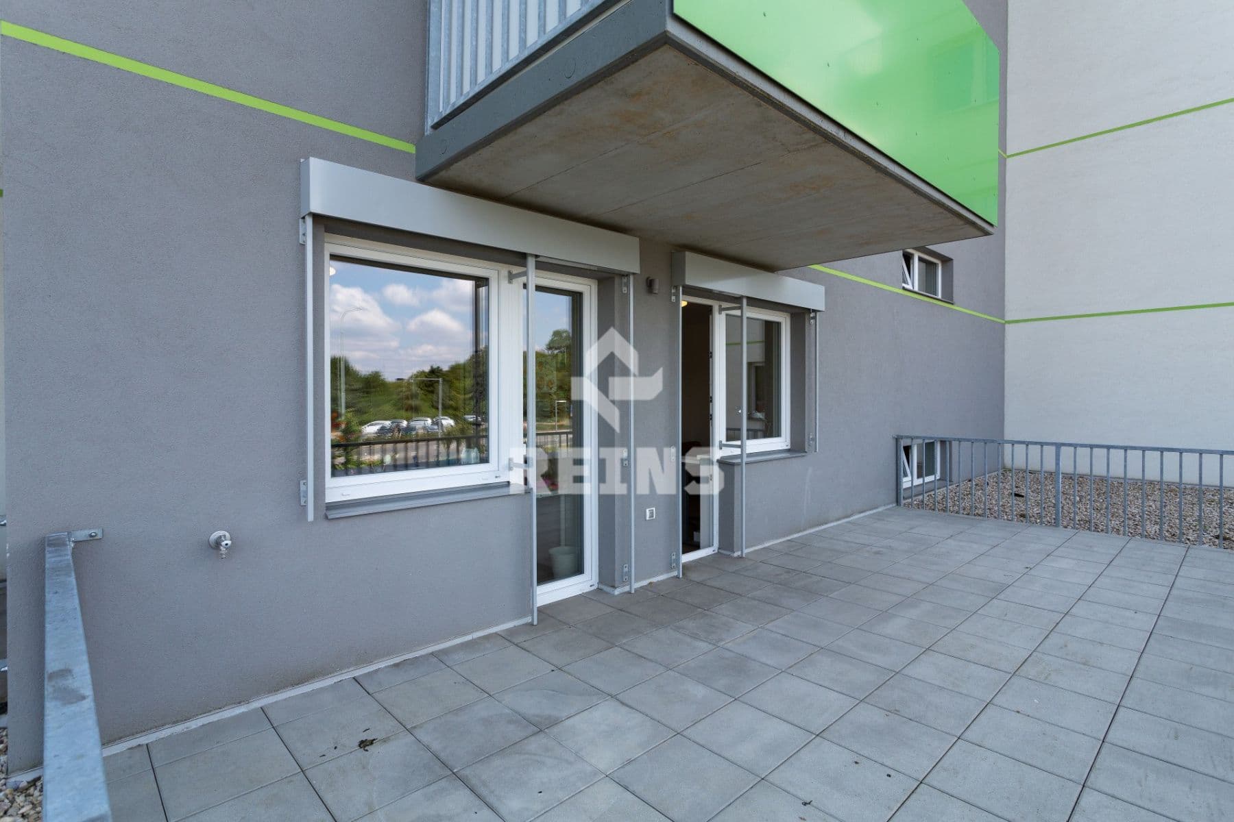 3 bedroom with open-plan kitchen flat for sale, 140 m², Hornoměcholupská, Prague, Prague 3 bedroom with open-plan kitchen flat for sale, 140 m², Hornoměcholupská, Prague, Prague